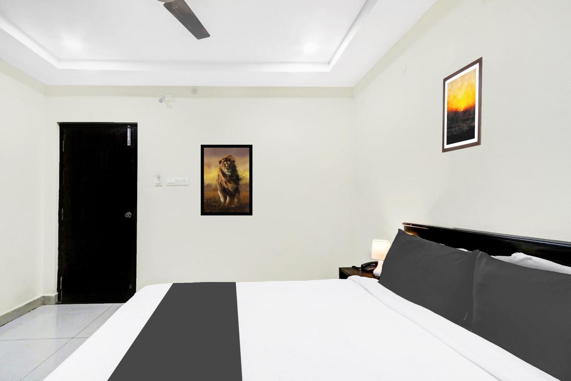 Capital O 49955 Hotel Green Tree Visakhapatnam Buitenkant foto