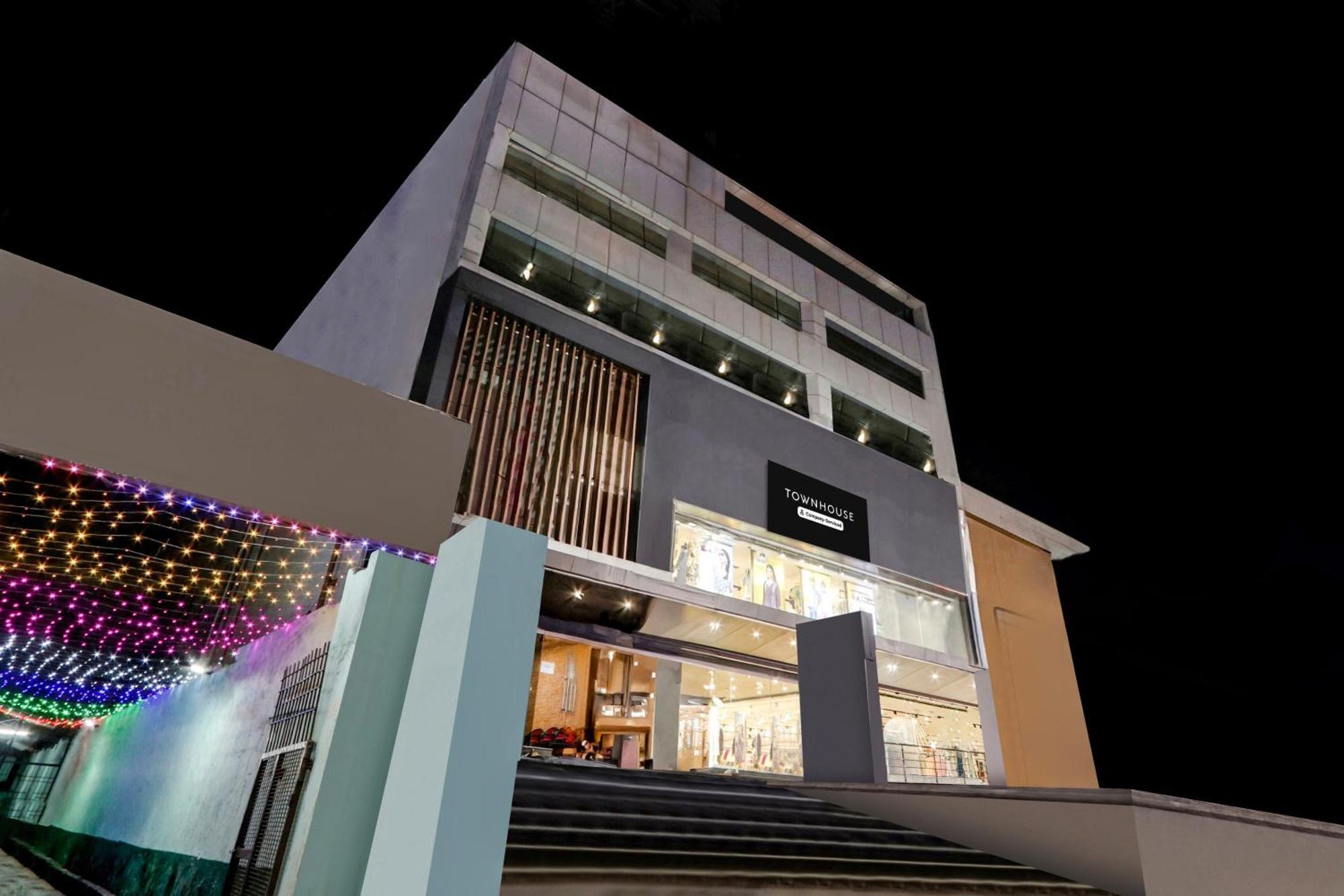 Capital O 49955 Hotel Green Tree Visakhapatnam Buitenkant foto