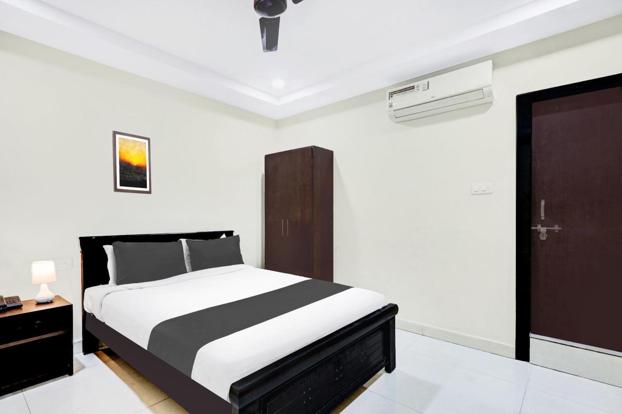 Capital O 49955 Hotel Green Tree Visakhapatnam Buitenkant foto
